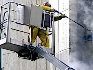 Bina Temizliği Su ile Temizlik