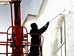 Bina Temizliği Yüksek Basınçlı Su ile Temizlik